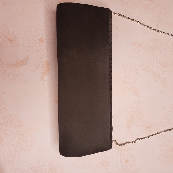 Black satin feeling handbag with gem flower design - Picture 7 of 12